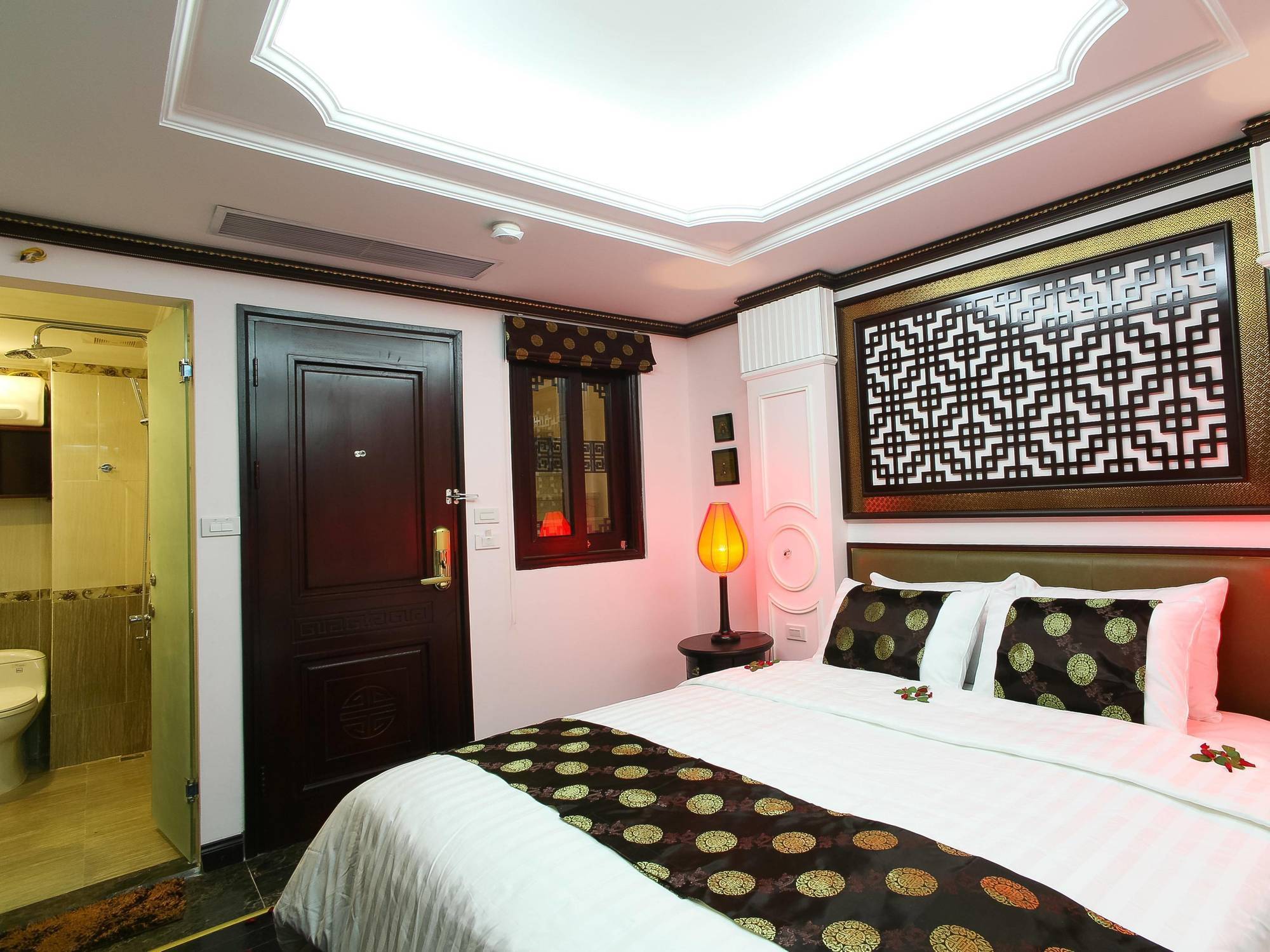Church Legend Hotel Hanoï Extérieur photo